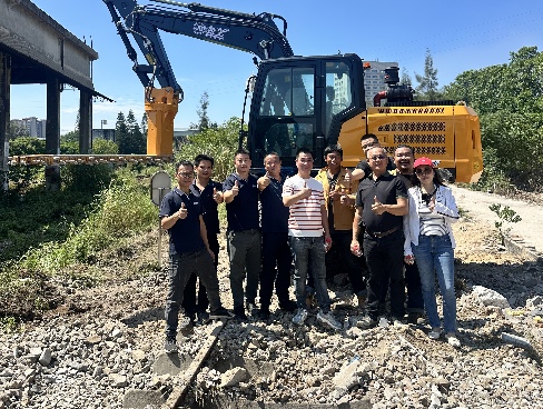 Escavadeiras ferroviárias: impulsionando o desenvolvimento da infraestrutura ferroviária global